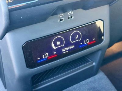 2026 BMW 5 Series — photo 21 view