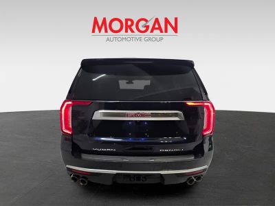 2022 GMC Yukon XL — detail view