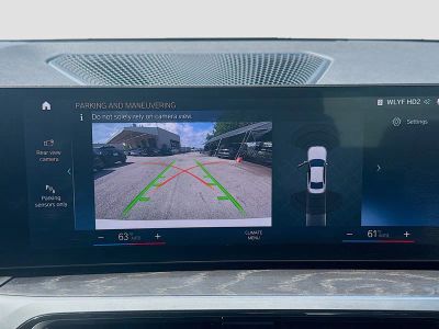 2024 BMW 3 Series — photo 12 view