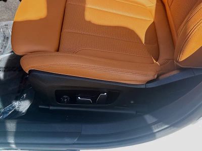 2024 BMW 3 Series — photo 16 view