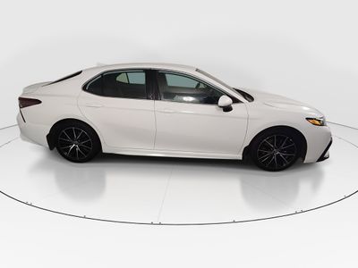 2023 Toyota Camry - Photo 8