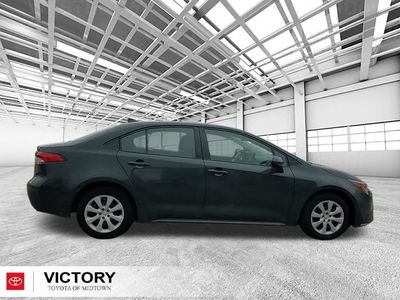 2024 Toyota Corolla - Photo 2