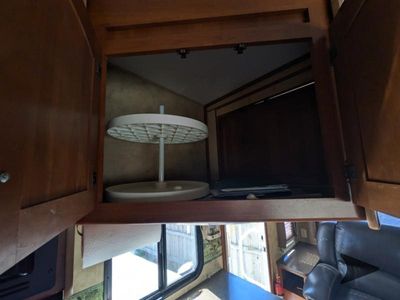 2010 Keystone RV Cougar - Photo 24