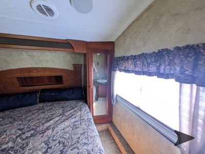 2010 Keystone RV Cougar - Photo 50