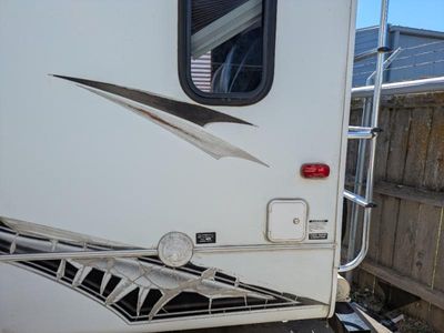 2010 Keystone RV Cougar - Photo 73
