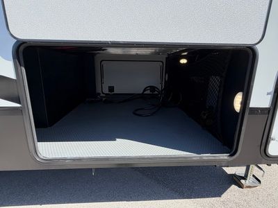 2026 Venture SportTrek 5 Touring Edition - Photo 13