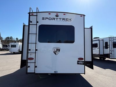 2026 Venture SportTrek 5 Touring Edition - Photo 6