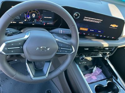 2026 Chevrolet Suburban — photo 15 view