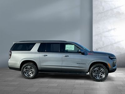 2026 Chevrolet Suburban — photo 7 view