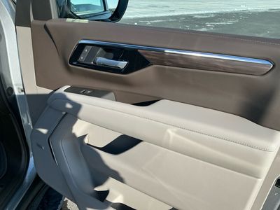 2026 Chevrolet Suburban — photo 21 view