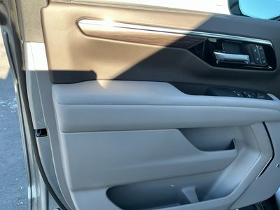 2026 Chevrolet Suburban — photo 16 view
