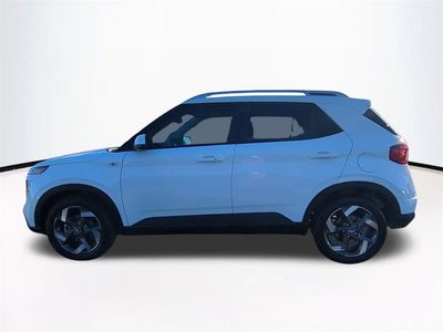 2026 Hyundai VENUE — photo 9 view