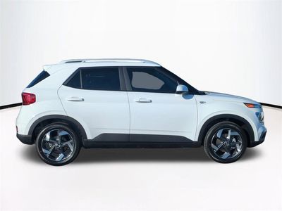2026 Hyundai VENUE — photo 8 view