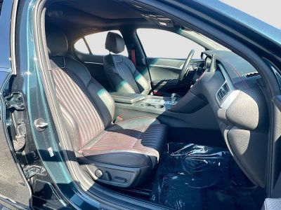 2023 Genesis G70 — photo 27 view