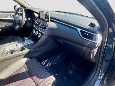 2023 Genesis G70 — photo 28 view