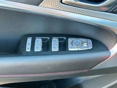 2023 Genesis G70 — photo 16 view