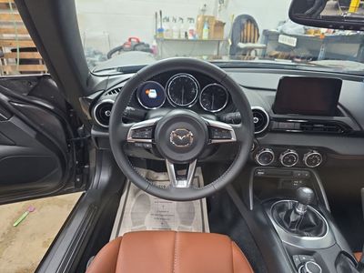 2023 Mazda MX-5 Miata RF — photo 19 view