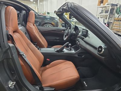 2023 Mazda MX-5 Miata RF — photo 15 view