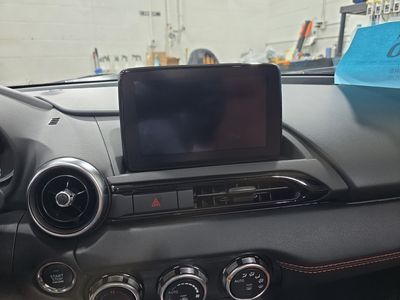 2023 Mazda MX-5 Miata RF — photo 11 view