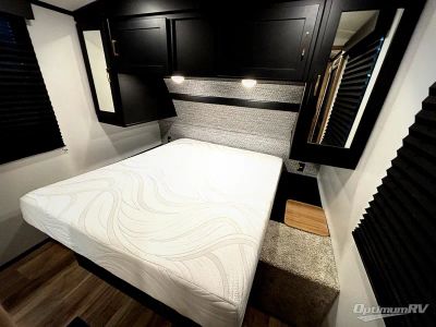 2022 Keystone Outback — photo 8 view