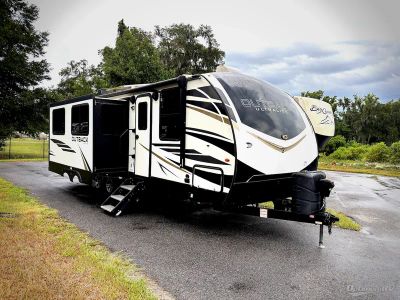 2022 Keystone Outback — front three-quarter view