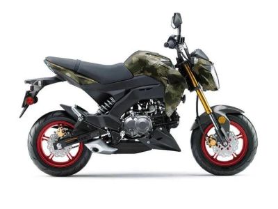 2025 Kawasaki Z125 PRO Cypher Camo Beige — front three-quarter view