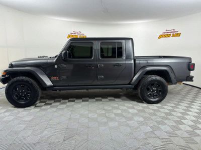 2021 Jeep Gladiator — side profile view