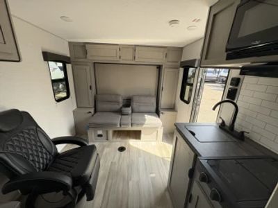 2024 Coachmen Clipper - Photo 14