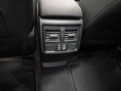 2025 Subaru Forester - Photo 18