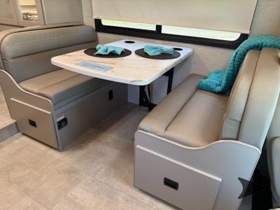 2026 Thor Motor Coach Quantum - Photo 12