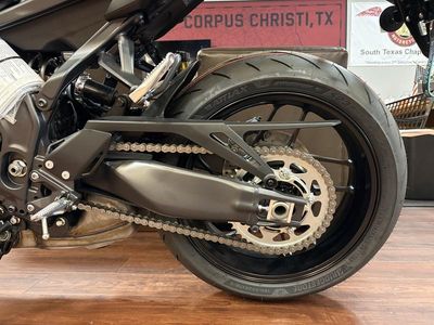 2025 Yamaha MT-09 - Photo 13