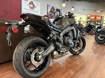 2025 Yamaha MT-09 - Photo 4