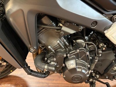 2025 Yamaha MT-09 - Photo 10