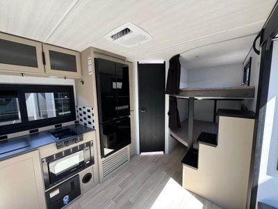 2026 Keystone RV Walkabout - Photo 28
