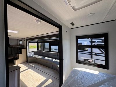 2026 Keystone RV Walkabout - Photo 16