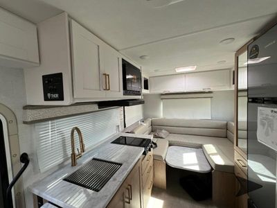 2026 Thor Motor Coach Chateau - Photo 15