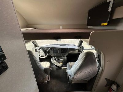 2026 Thor Motor Coach Chateau - Photo 16