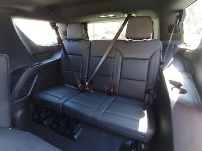2025 Chevrolet Tahoe - Photo 19