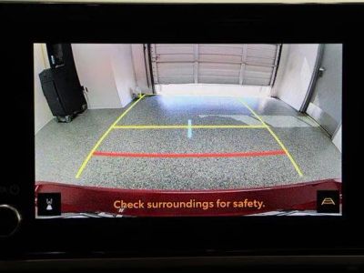 2025 Toyota Camry FWD - Photo 20