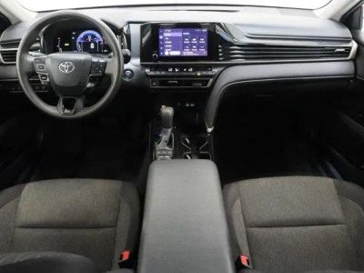 2025 Toyota Camry FWD - Photo 29