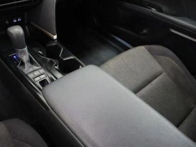 2025 Toyota Camry FWD - Photo 16