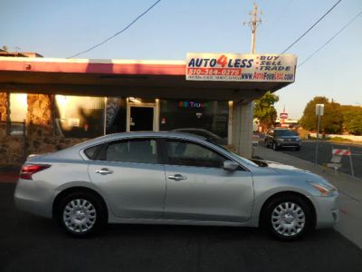 2015 Nissan Altima - Photo 2