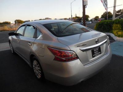 2015 Nissan Altima - Photo 5