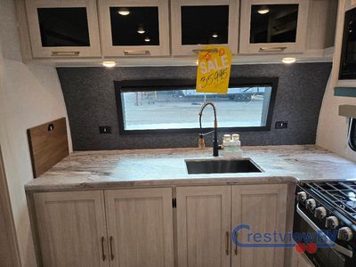 2024 Forest River RV Grand Surveyor - Photo 17