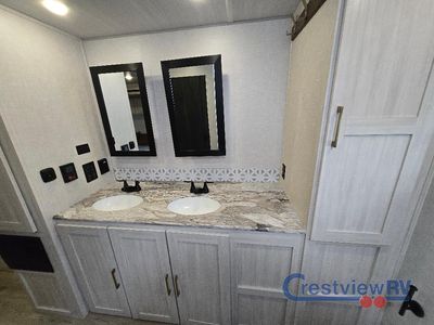 2024 Forest River RV Grand Surveyor - Photo 30