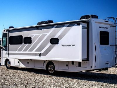 2026 Thor Motor Coach Windsport - Photo 2