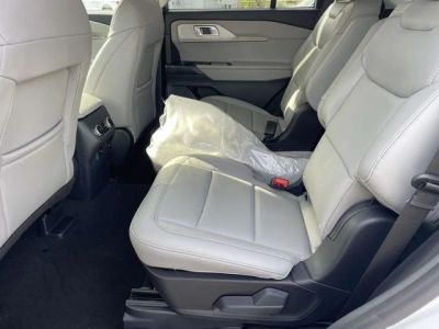 2026 Ford Explorer — photo 9 view