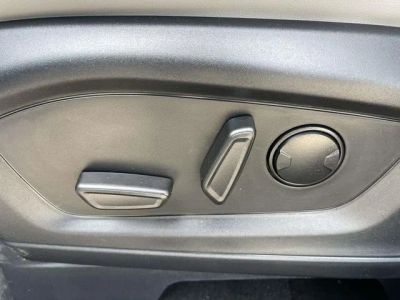 2026 Ford Explorer — photo 18 view