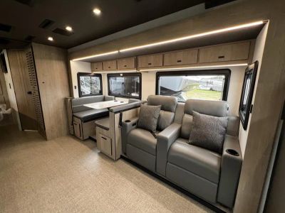 2026 Grand Design LINEAGE SERIES F - Photo 12