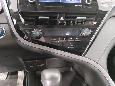 2023 Toyota Camry - Photo 18